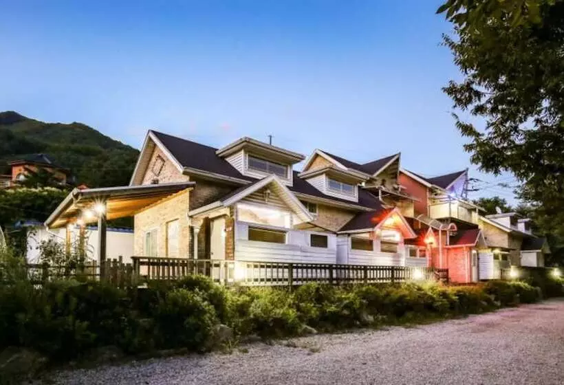 Gapyeong Haneuldari Pet Pension