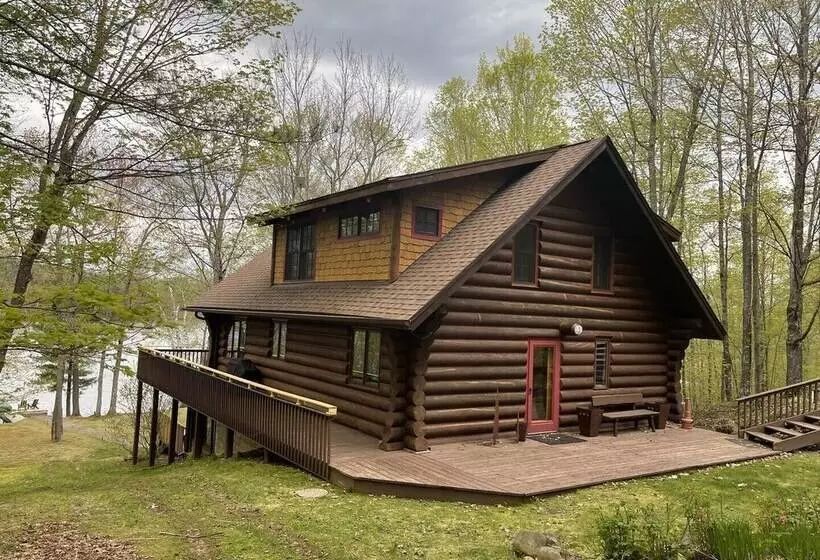Grand View Log Cabin