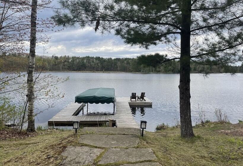 Grand View Log Cabin