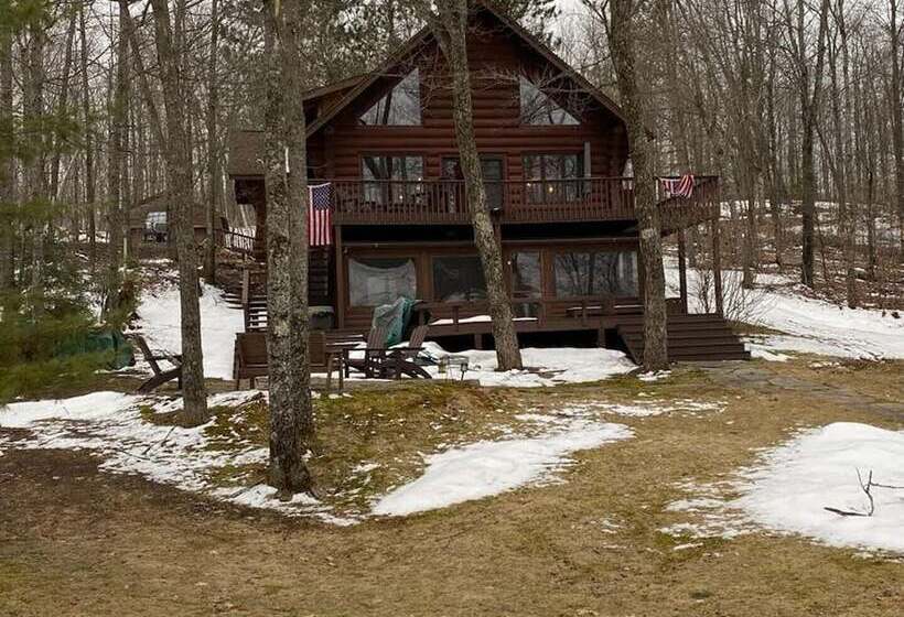 Grand View Log Cabin