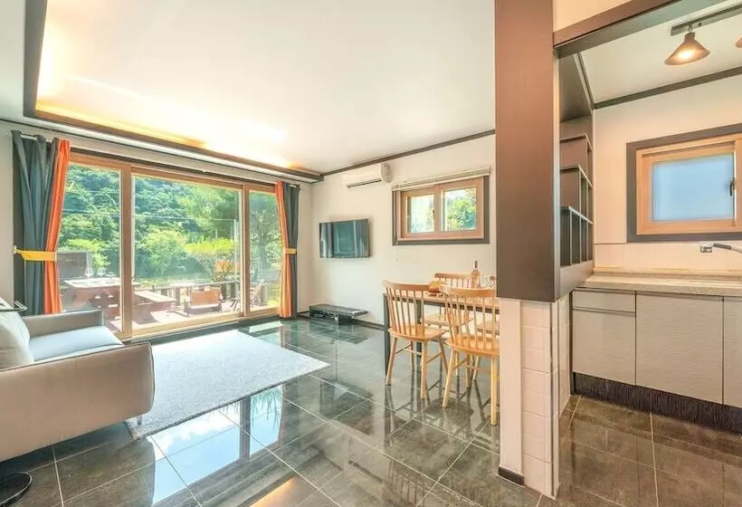 ペンション Hongcheon Casa Pellis Pet Private Pesion