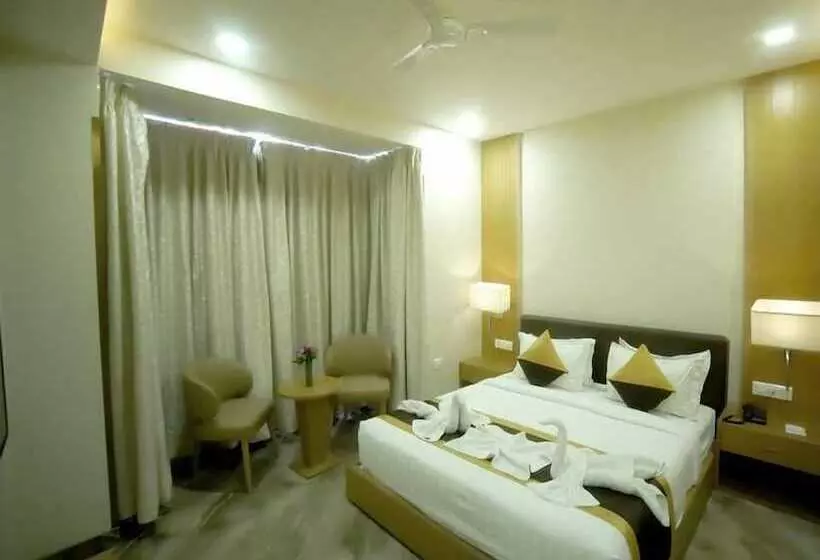 Hotelli Alexander Luxury