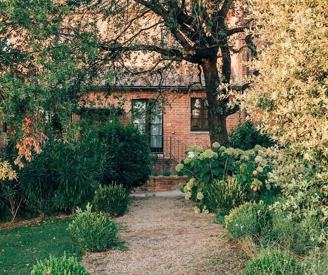 ホテル Borgo San Vincenzo