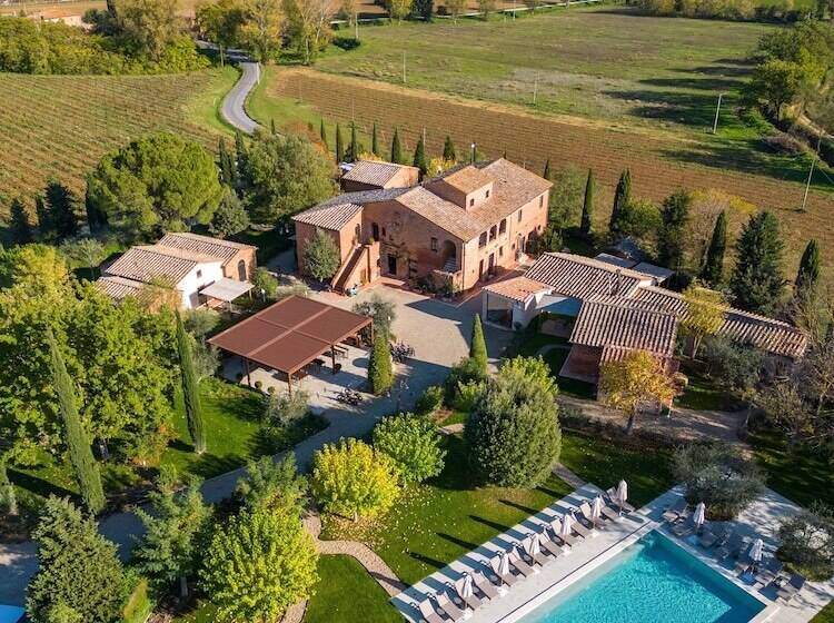 ホテル Borgo San Vincenzo