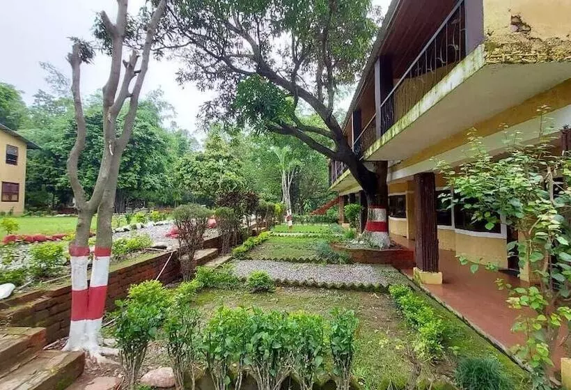 Hotelli Corbett Tiger Tejomaya Resort