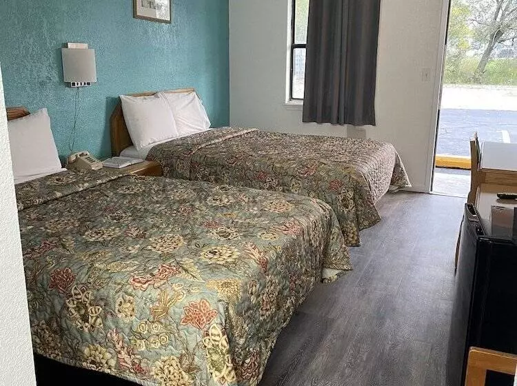 Hotelli Executive Inn Of Purcell