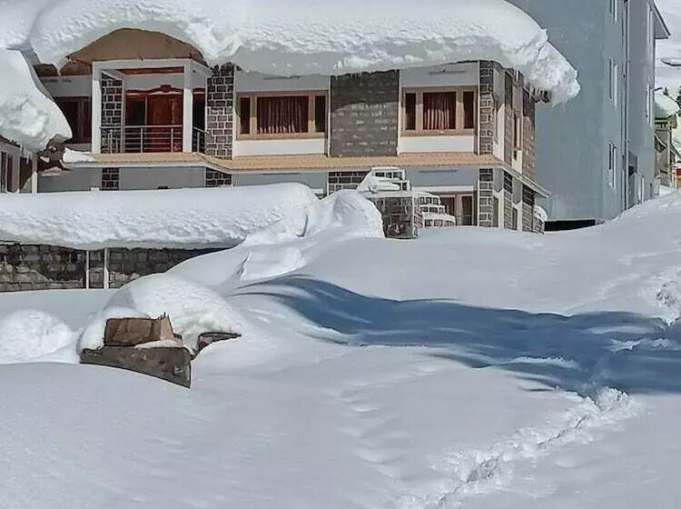 هتل Galaxy Cottages