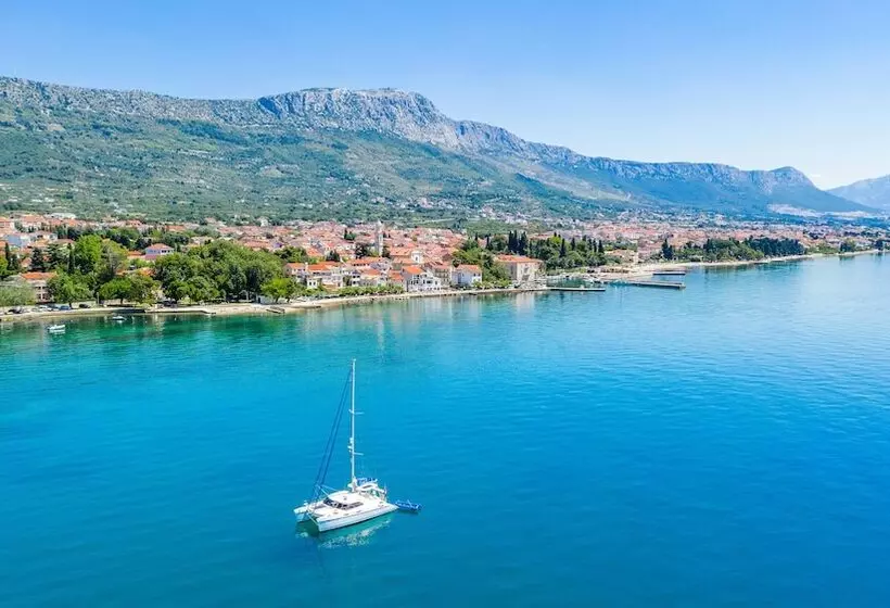 Hotelli Aqua   Guest Rooms & Suites Kaštela