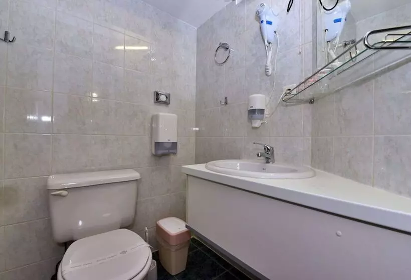 Hotelli Aqua   Guest Rooms & Suites Kaštela