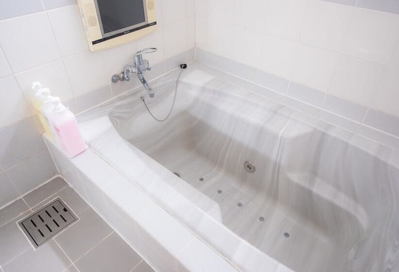 Hotell Lucia At Maebashi Akagi   Adults Only