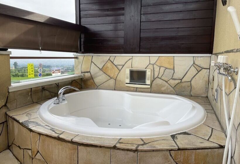 Hotell Lucia At Maebashi Akagi   Adults Only