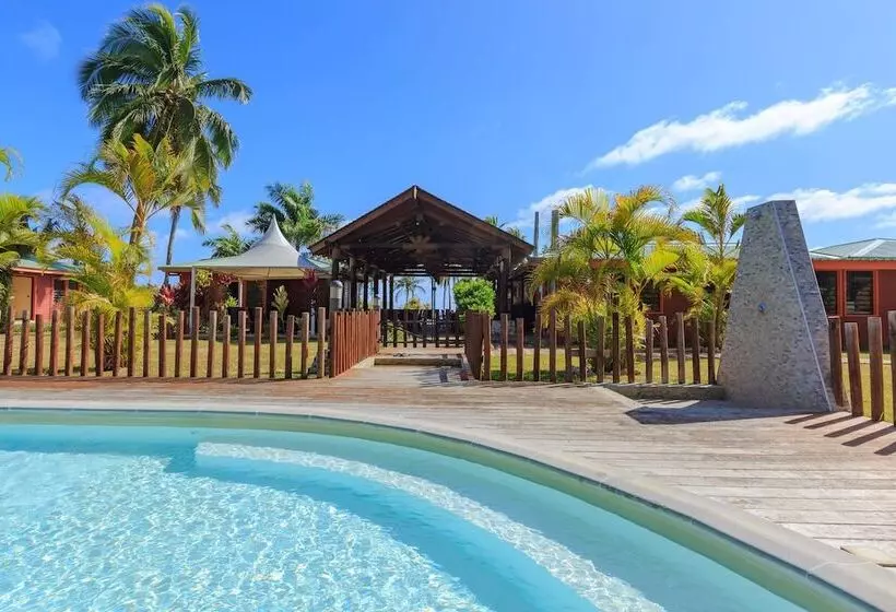 هتل Oasis De Kiamu