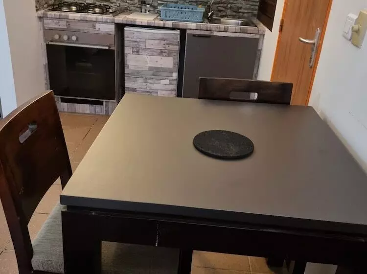 هتل Oasis De Kiamu