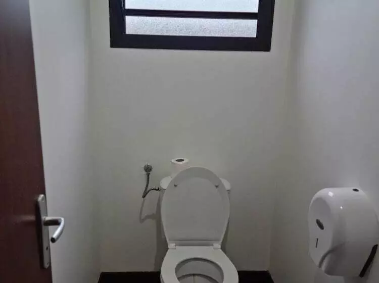 هتل Oasis De Kiamu