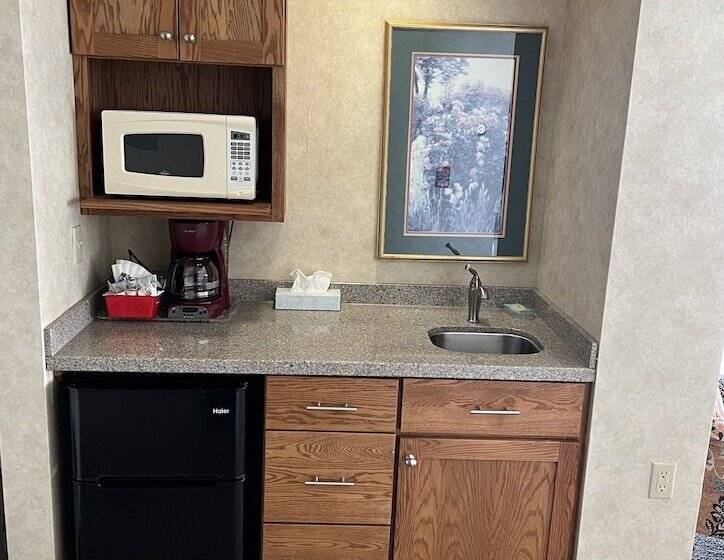 فندق Pier Plaza Lodging