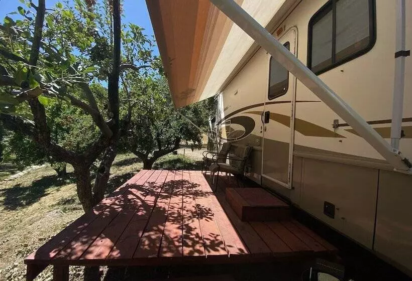 Hotelli Quiet Mind Lodge, Retreat & Spa Sequoias