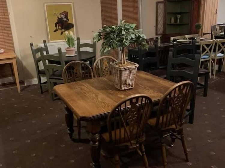 Отель The Barrington Arms