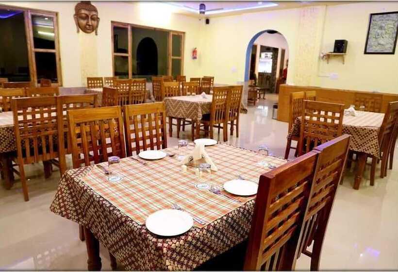 Hotel The Ranikhet Continental