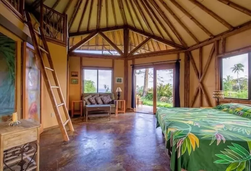 Kalani Oceanside Retreat