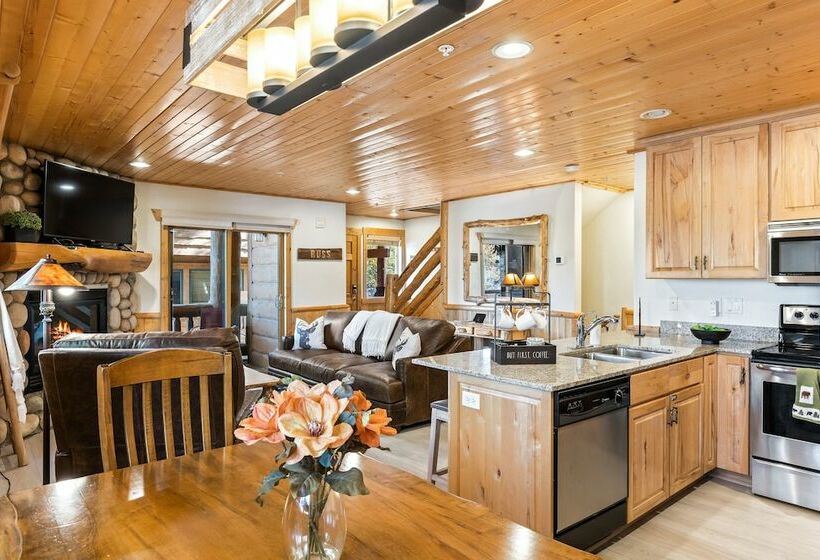 Lazy Bear Log Cabin Canyons Park