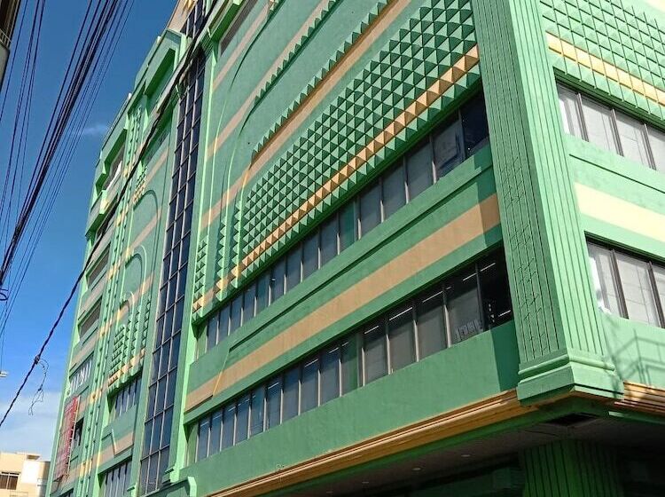 Meaco Royal Hotel  Lucena