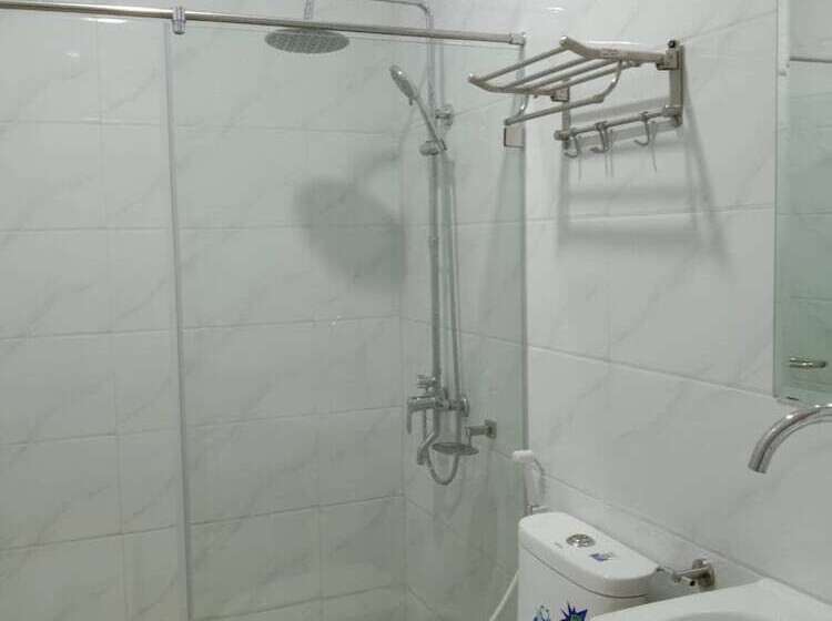 Meaco Royal Hotel  Lucena