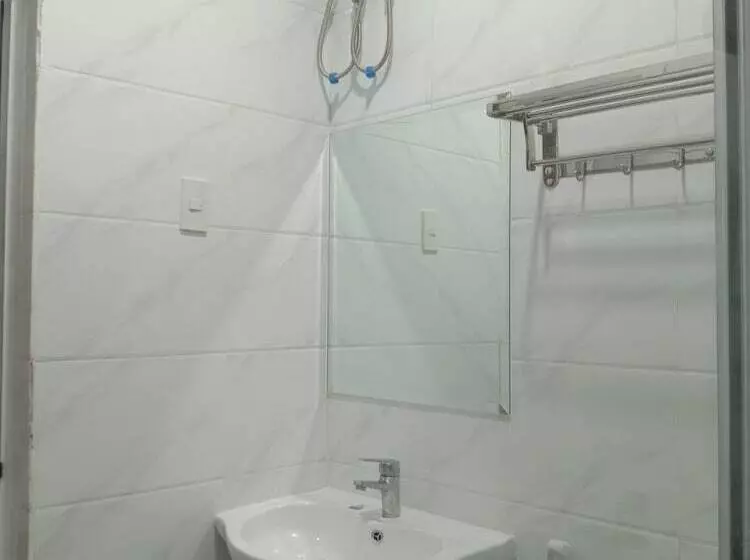 Meaco Royal Hotel  Lucena