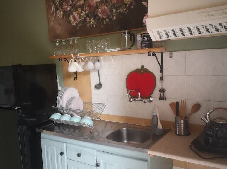 Пансион Achillion B&b