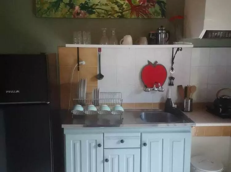 Majatalo Achillion B&b