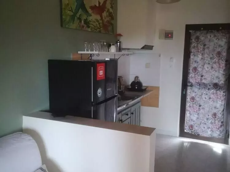 Majatalo Achillion B&b