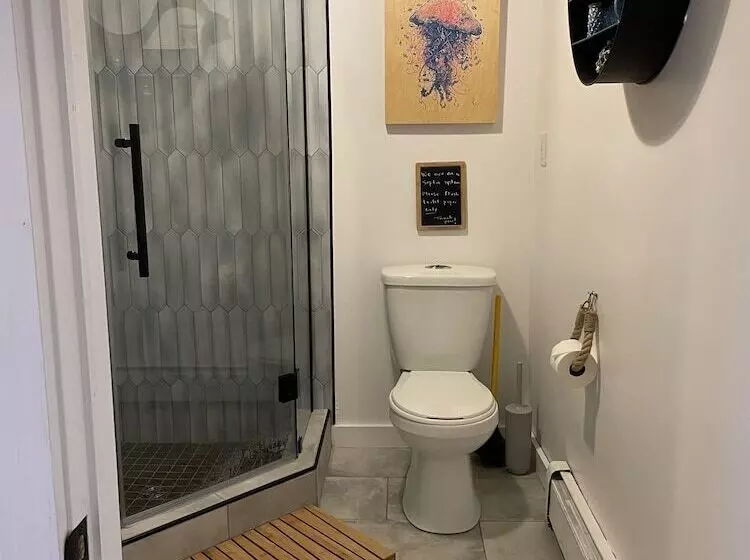 Majatalo Little Bird Inn