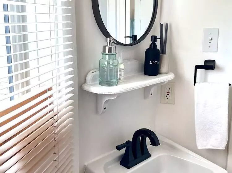 Majatalo Little Bird Inn