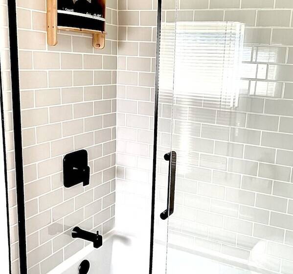 펜션 Little Bird Inn