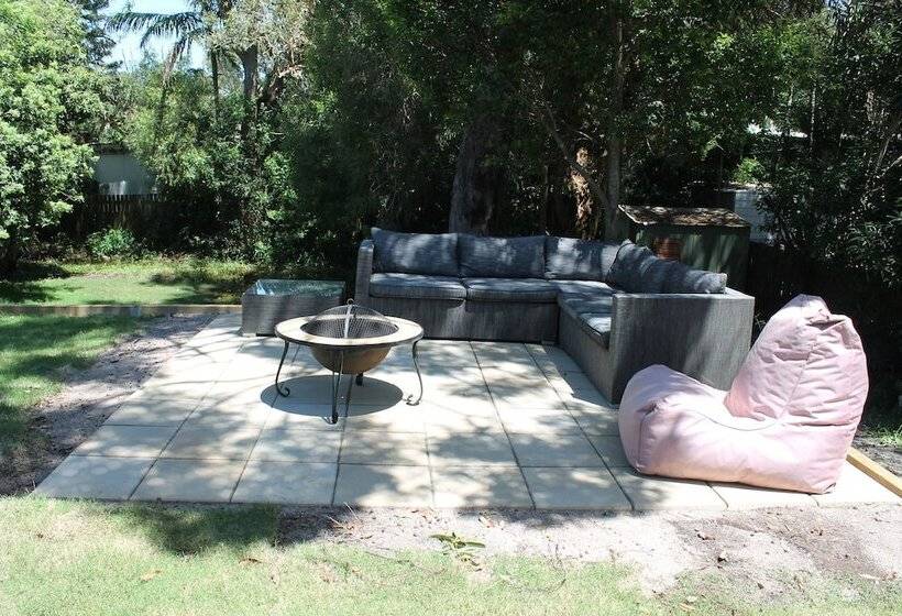 Пансион Little Ray On Sunshine