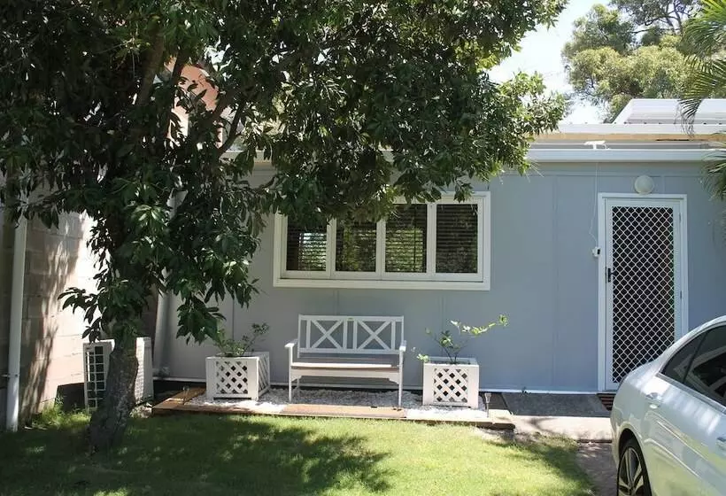 Majatalo Little Ray On Sunshine