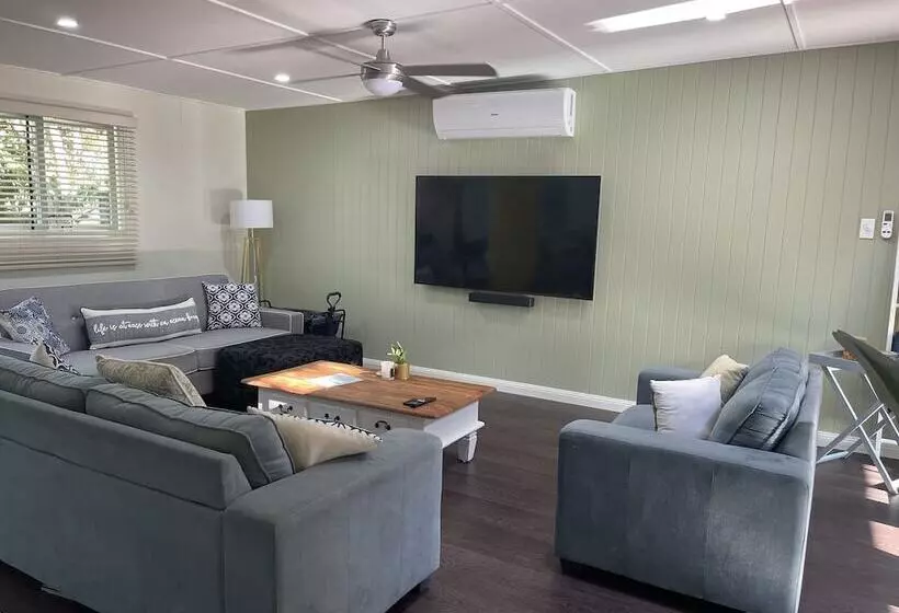 Majatalo Little Ray On Sunshine