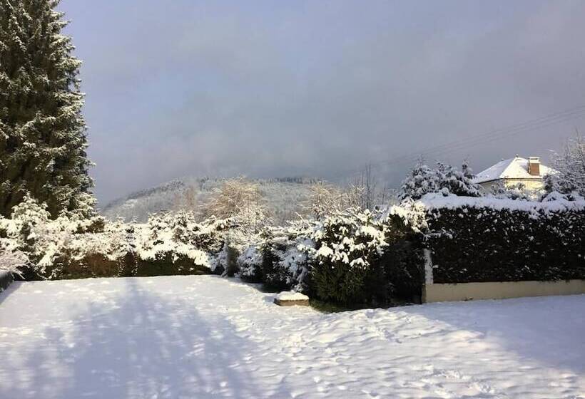 بنسيون Monts Et Rêves