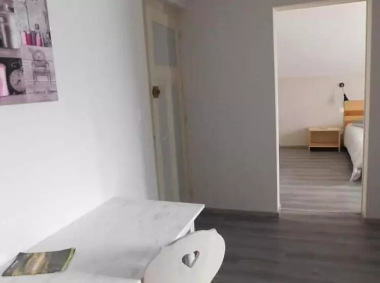 ペンション Monts Et Rêves