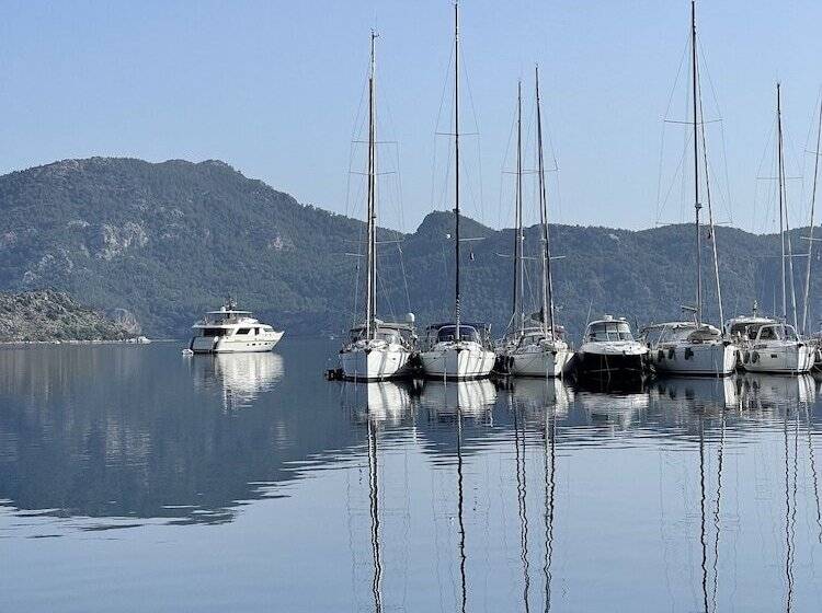 פנסיון Selimiye 9 Oda