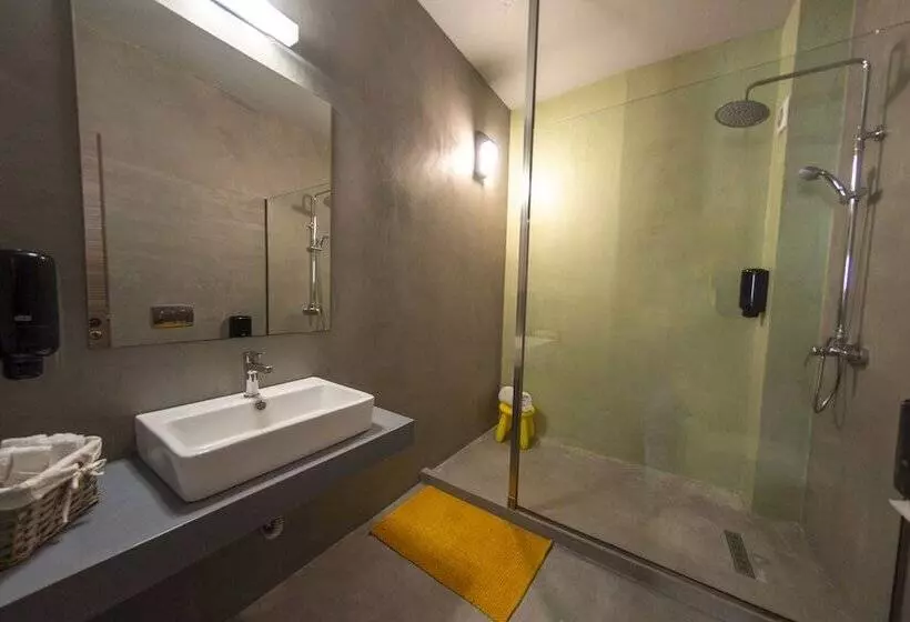 ペンション Utopia Luxury Suites