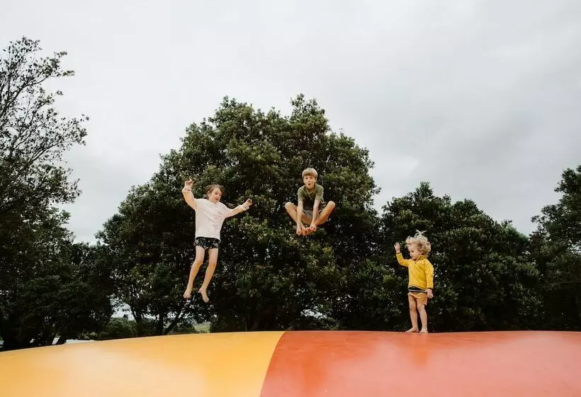 Lomakeskus Pakiri Beach Holiday Park