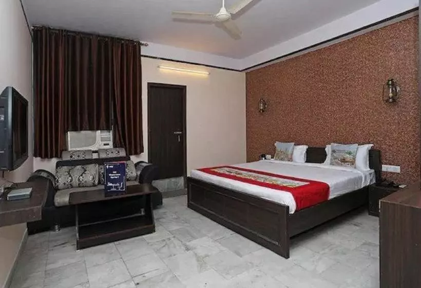 בית מלון כפרי Anand Palace