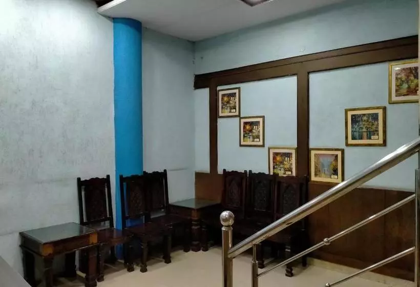 בית מלון כפרי Anand Palace