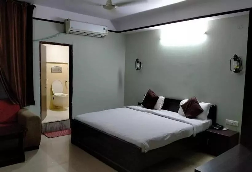 בית מלון כפרי Anand Palace