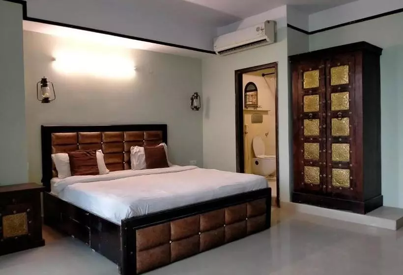 בית מלון כפרי Anand Palace