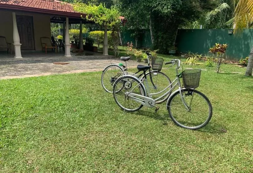 Hotell Bentota Villa