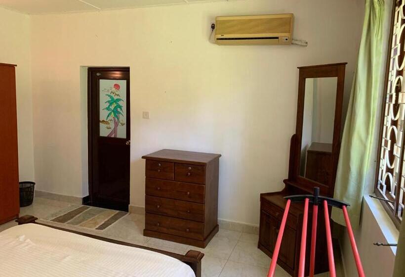 호텔 Bentota Villa