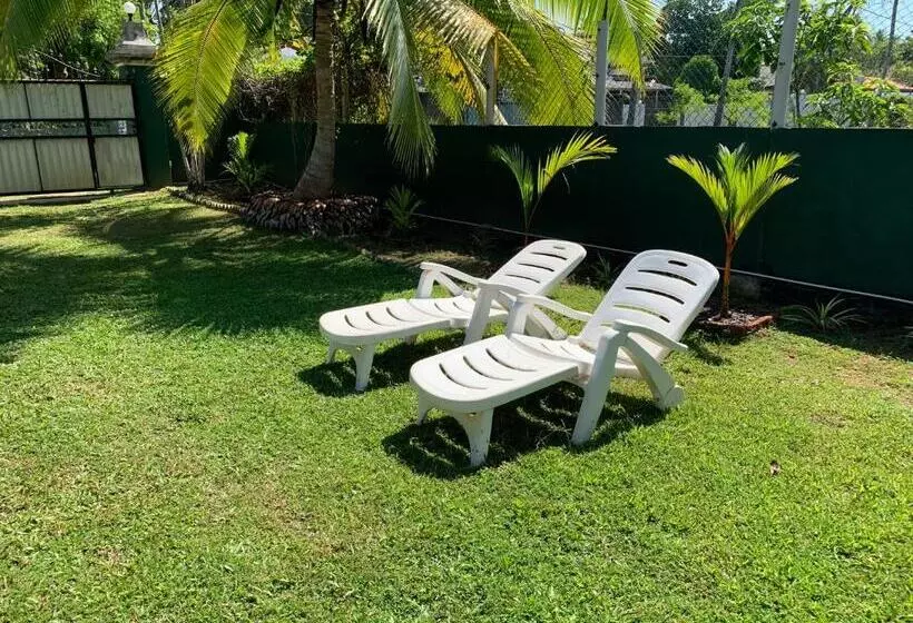 Hotell Bentota Villa