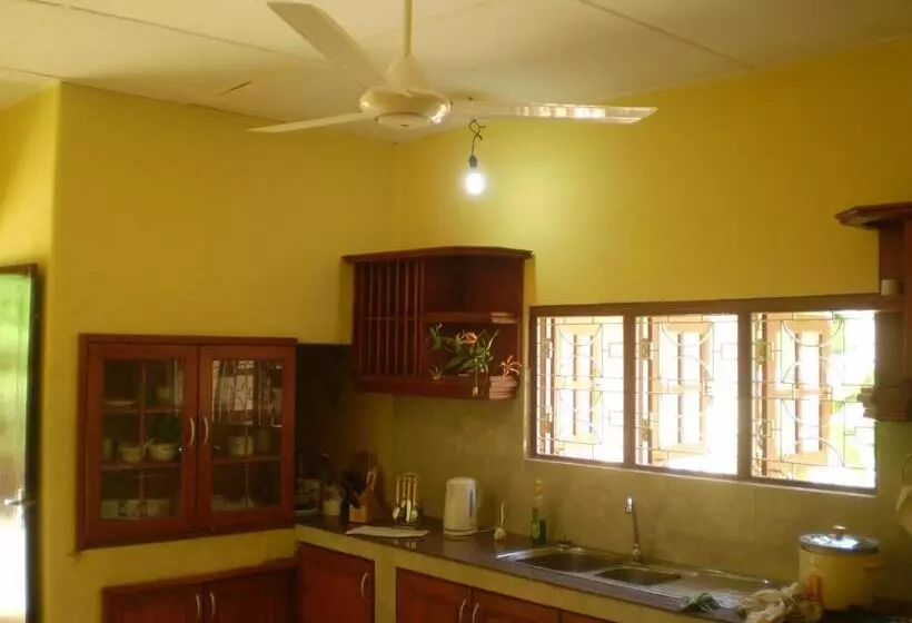 Hotell Bentota Villa