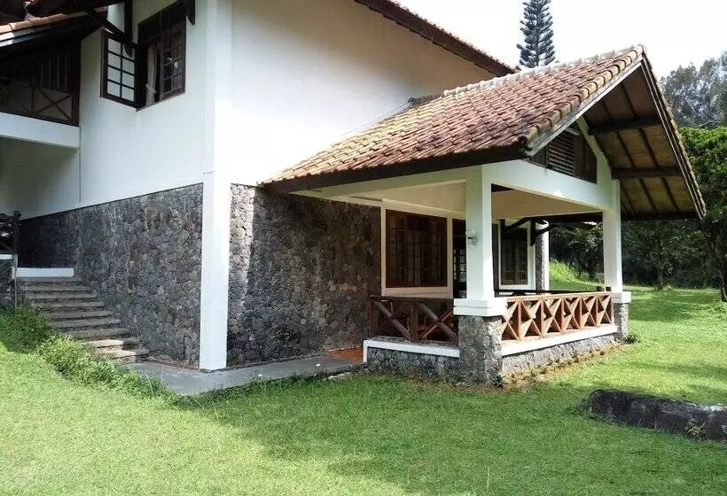 فندق Berlian Resort